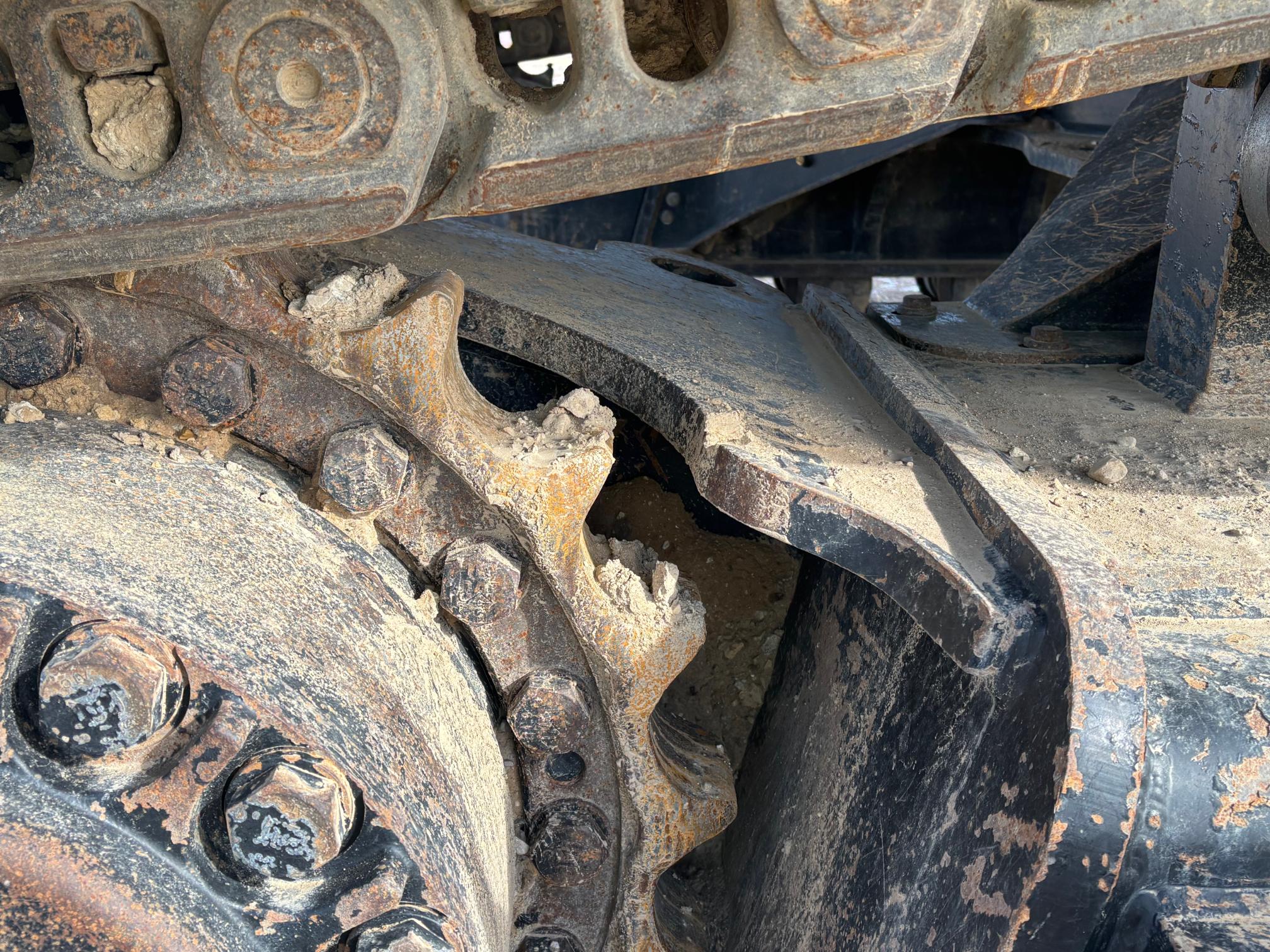 2019 CATERPILLAR 374FL - Image 32